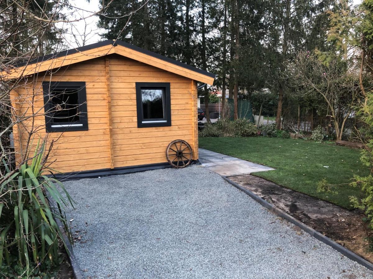 3 Slaapkamer Blokhut Met Opgemaakte Bedden Villa Putten Eksteriør billede