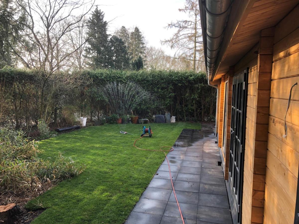 3 Slaapkamer Blokhut Met Opgemaakte Bedden Villa Putten Eksteriør billede