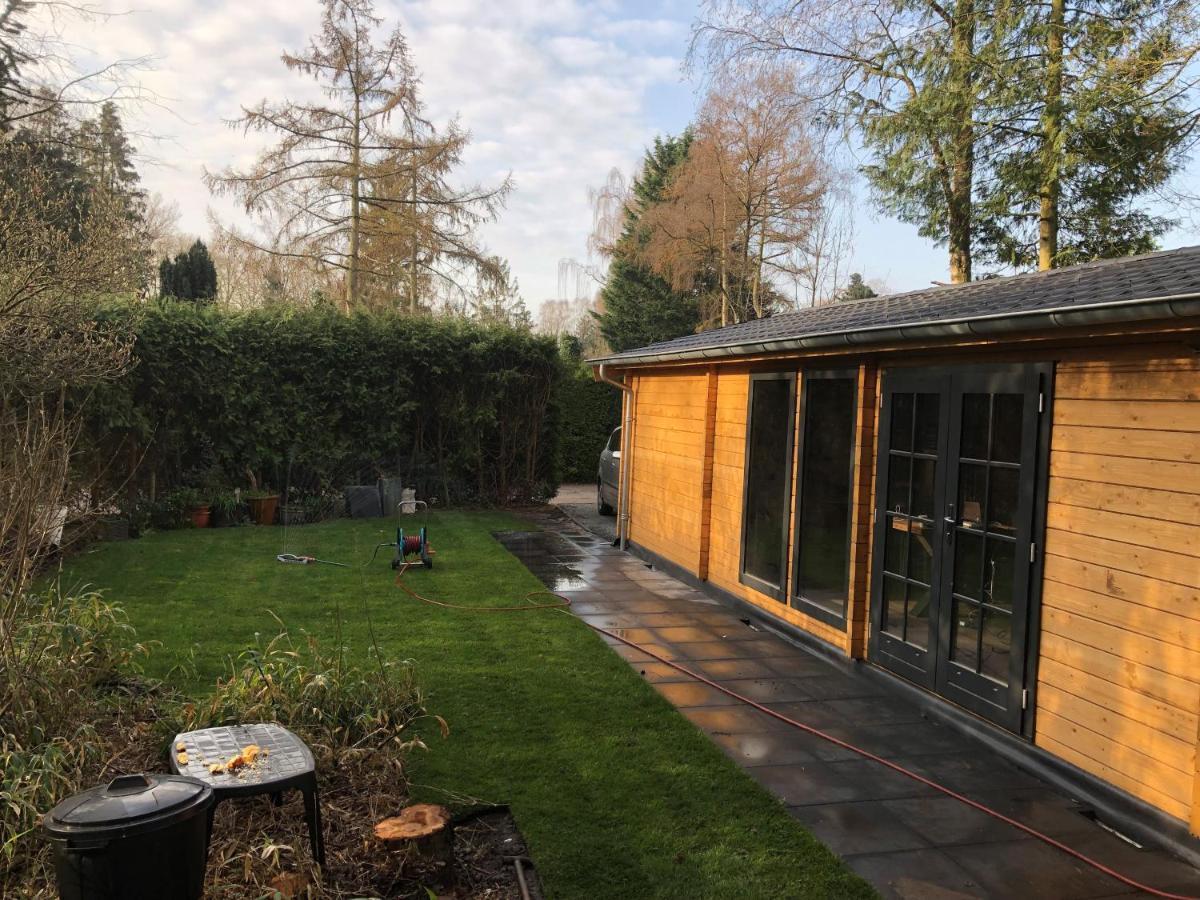 3 Slaapkamer Blokhut Met Opgemaakte Bedden Villa Putten Eksteriør billede